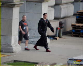 Illustration for article titled Does This Set Photo Mean Yet Another Hero Is In Batman V. Superman?